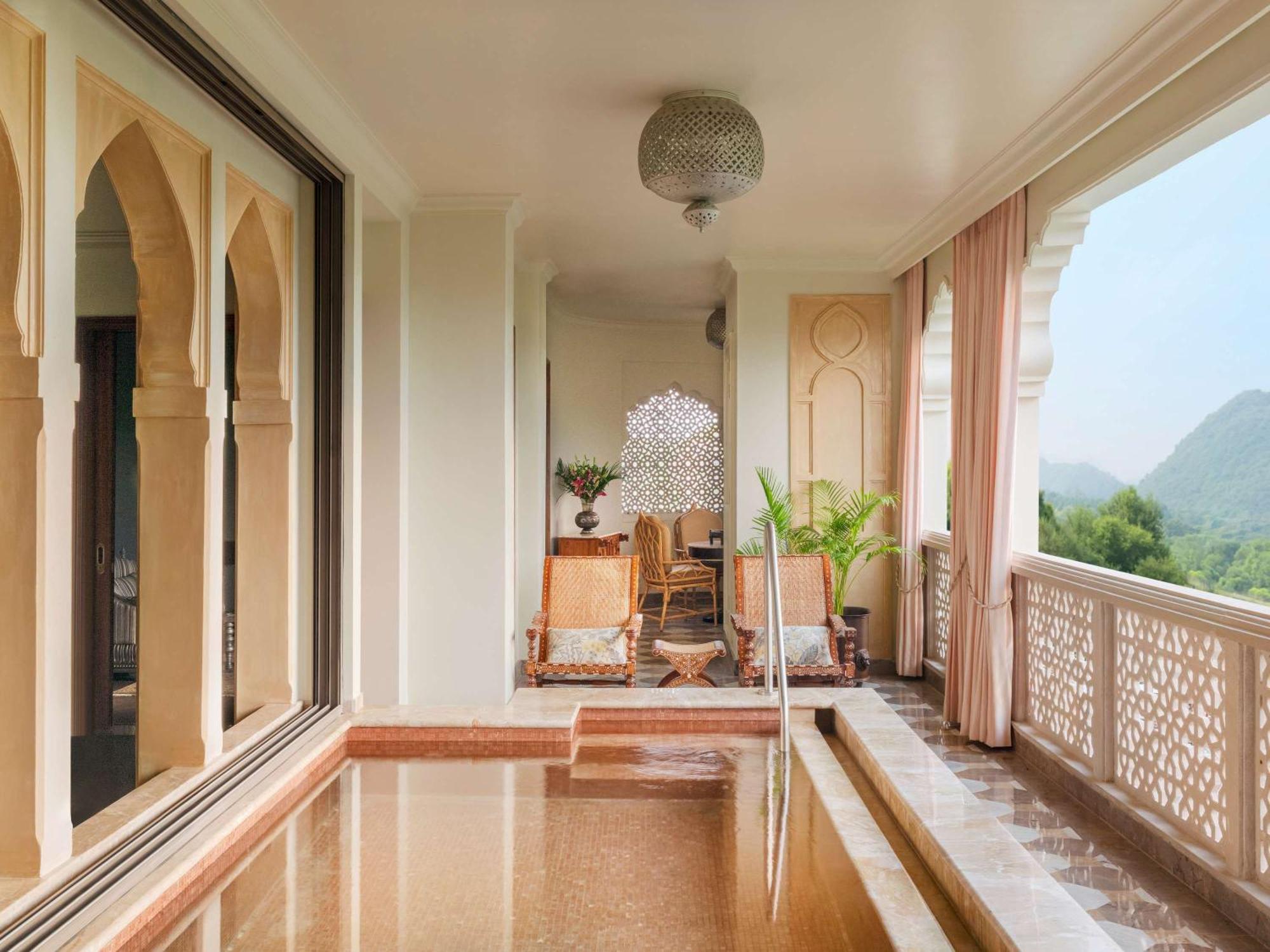 Raffles Jaipur Hotel Buitenkant foto