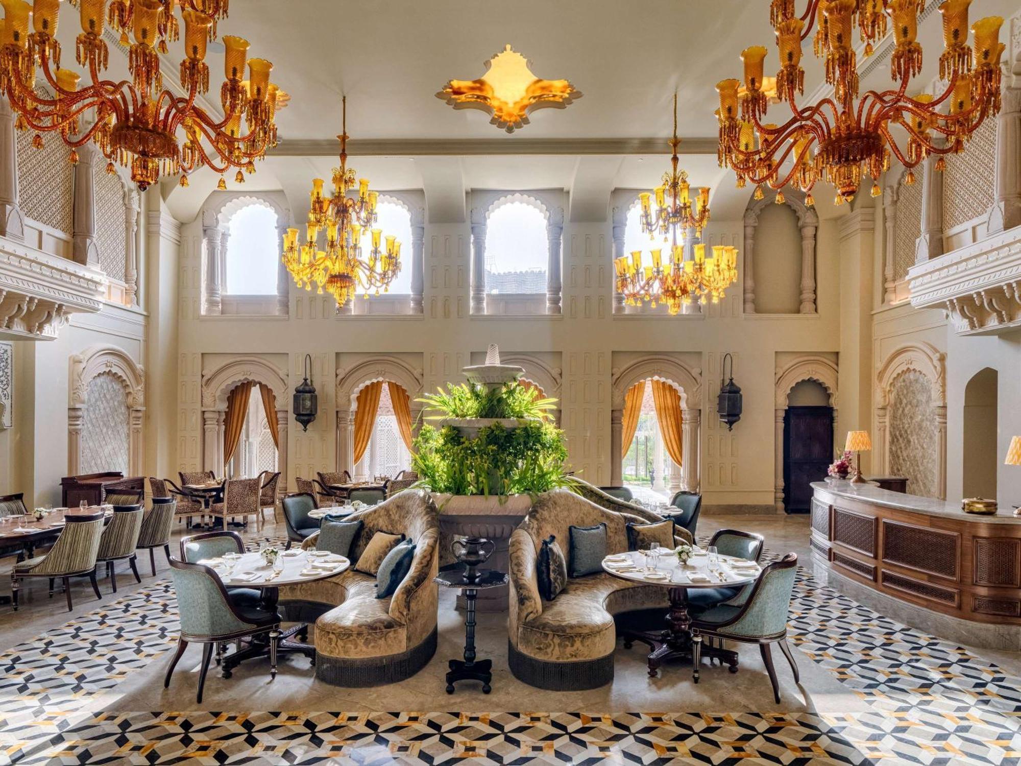Raffles Jaipur Hotel Buitenkant foto